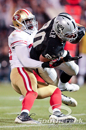 136100828_NFL_49ers_at_Raiders_098