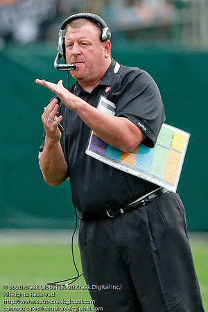 NFL: OCT 18 Eagles at Raiders